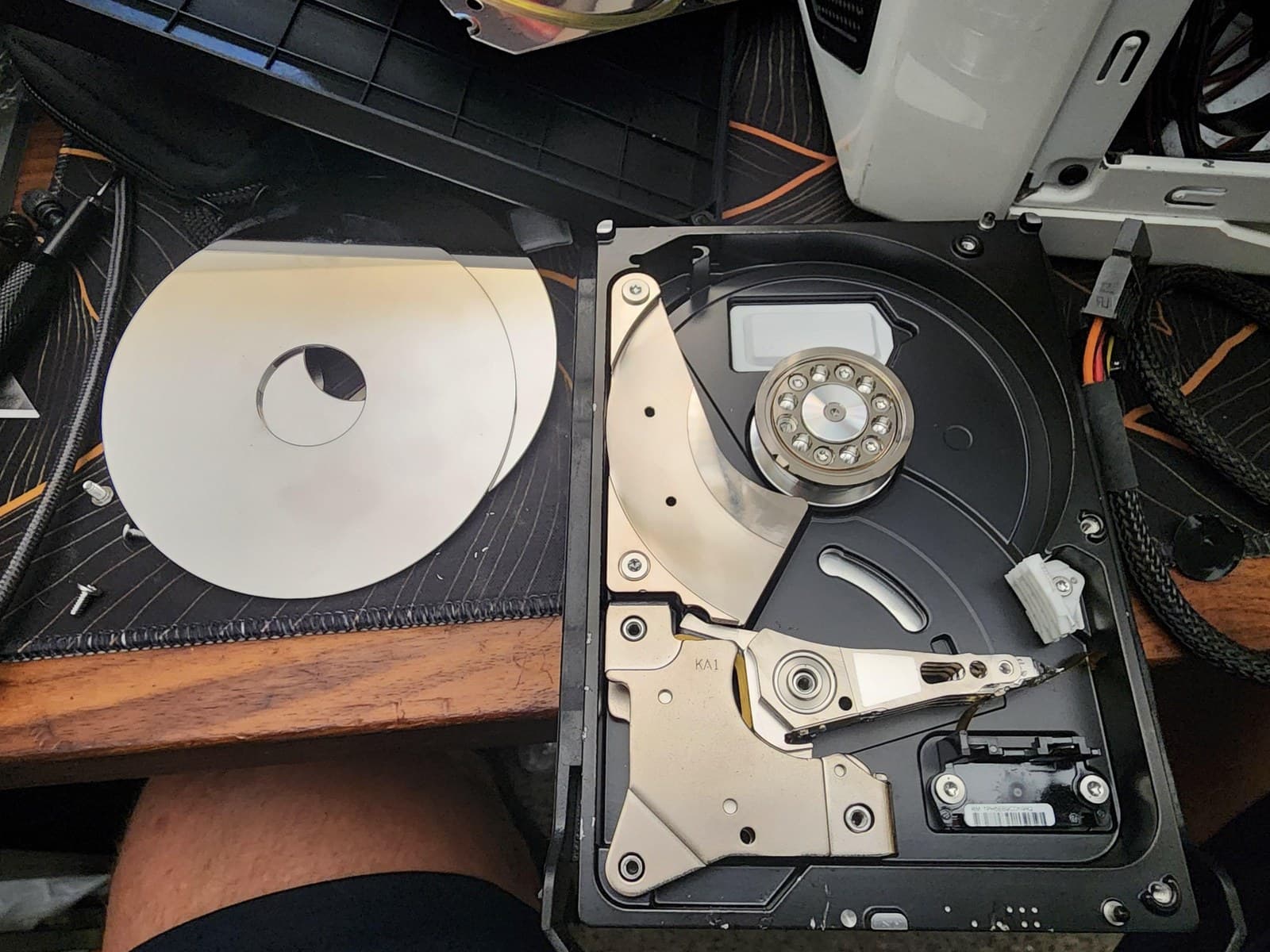 Recycling My Old PC: Can't Steal My Data If There Are No Platters